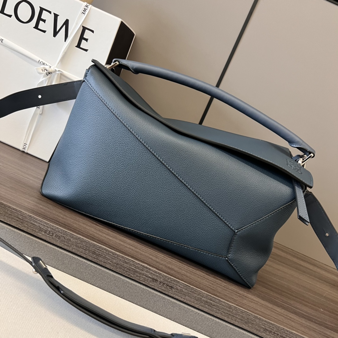 Loewe Puzzle Bags